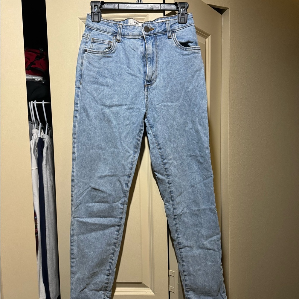 Cotton On Stretch Mom Jeans in Light Blue